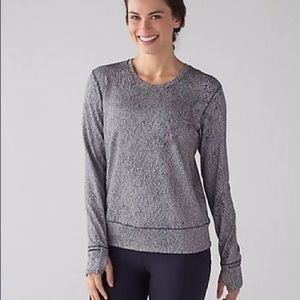 Lululemon long sleeve size 10